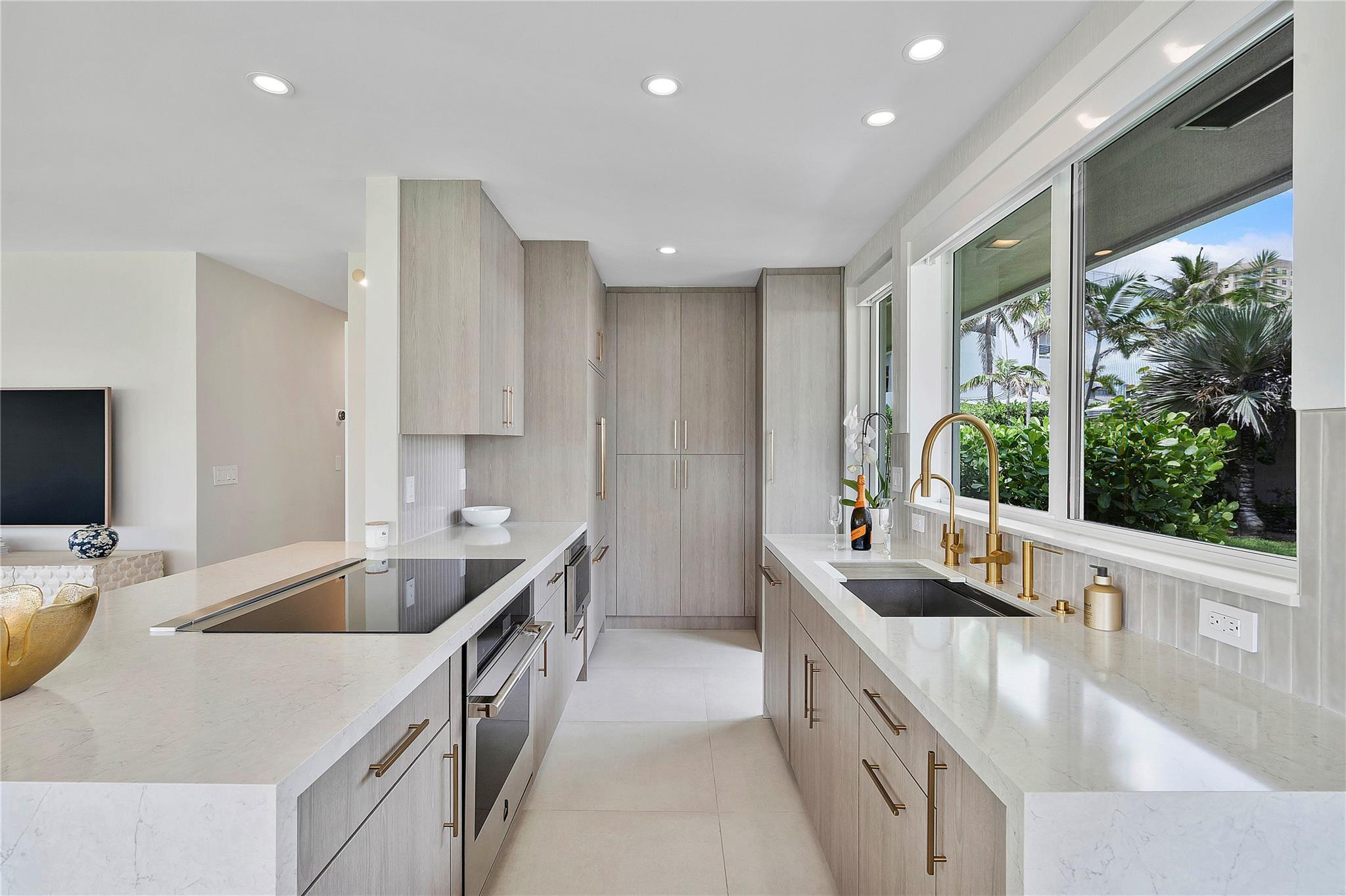 1100 S Ocean Blvd D16