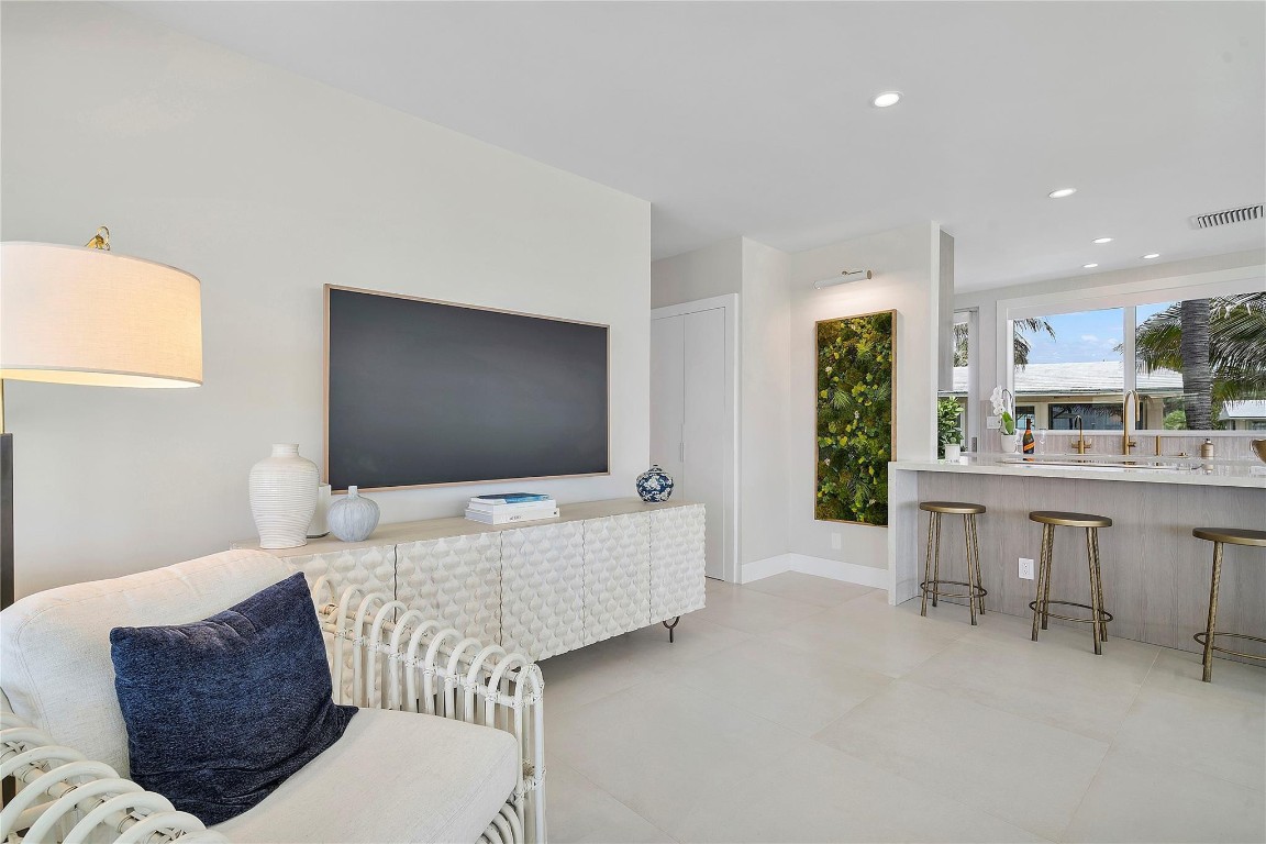 1100 S Ocean Blvd D16