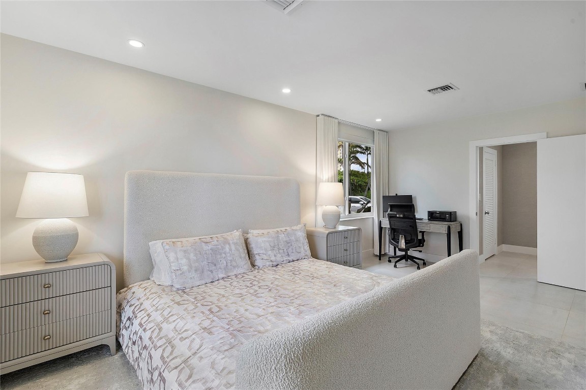 1100 S Ocean Blvd D16