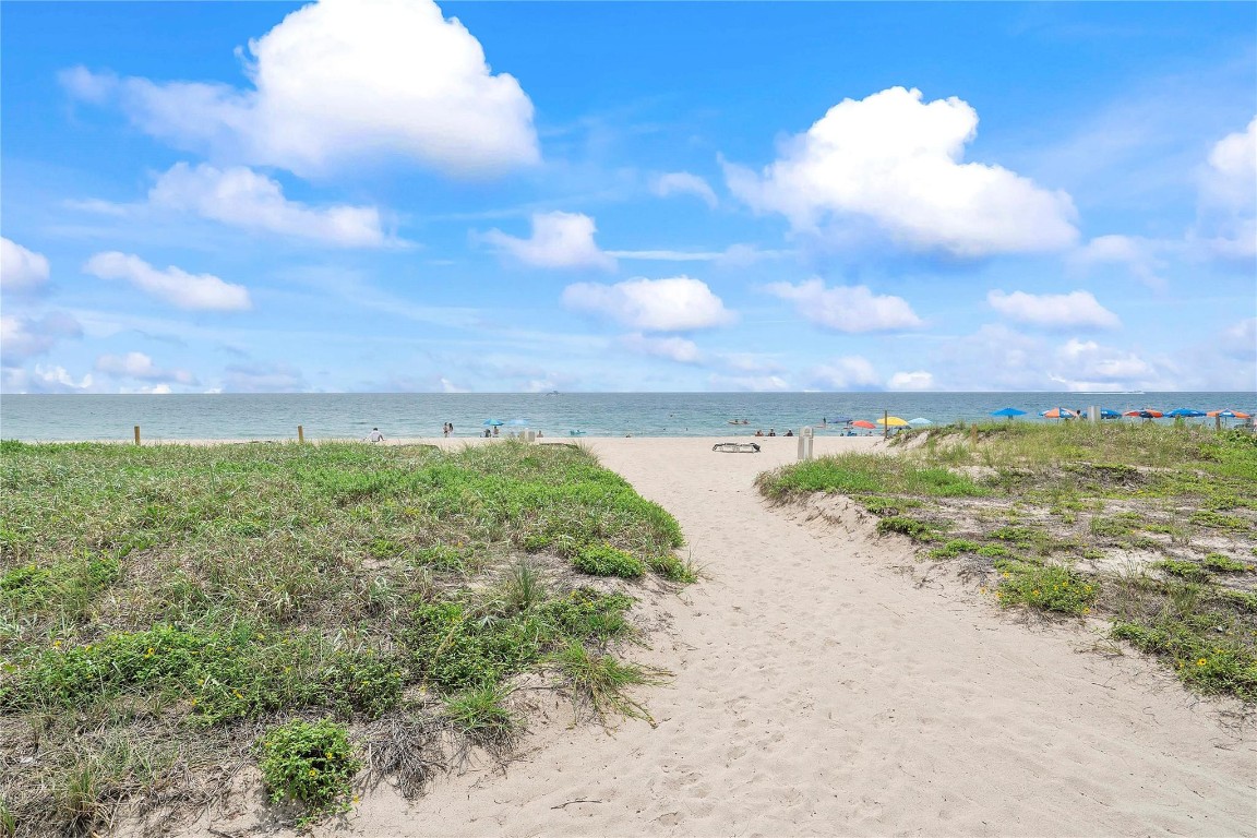 1100 S Ocean Blvd D16