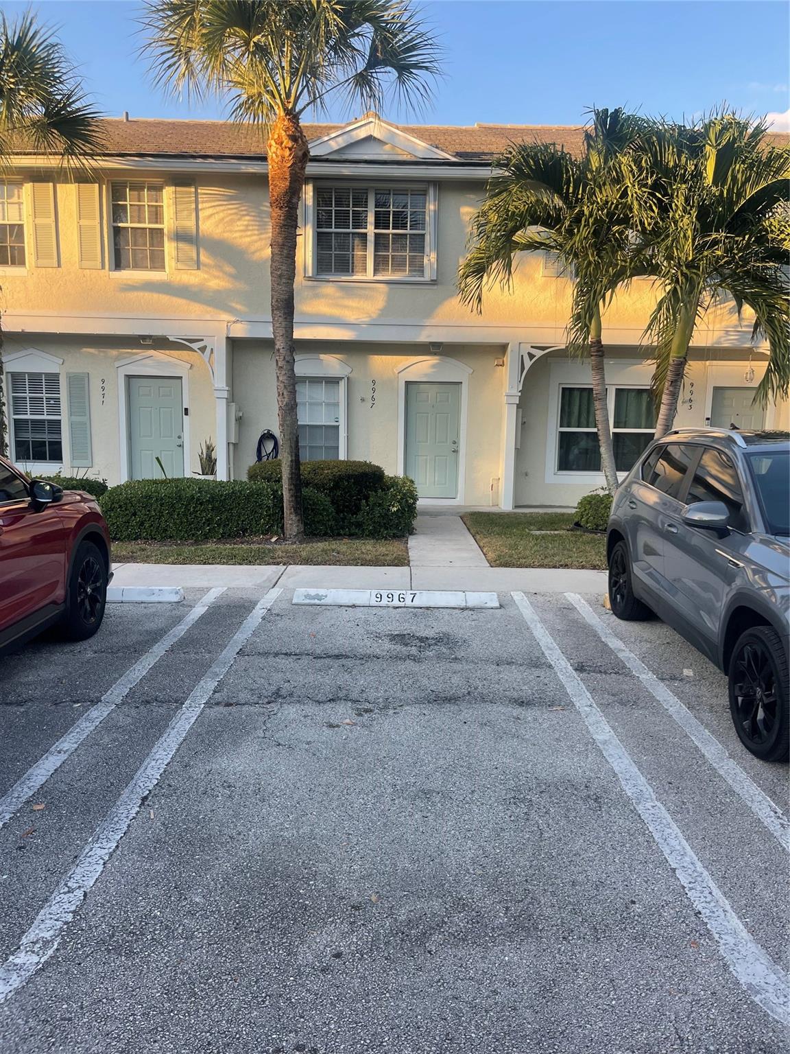 9967 NW 56th Pl 9967