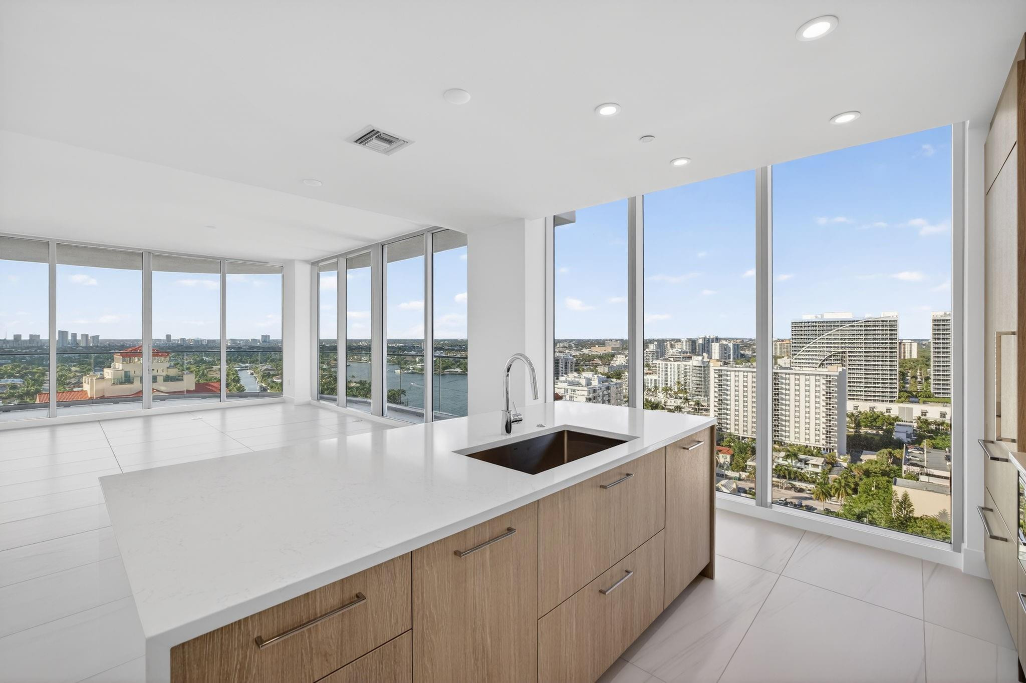 151 N Seabreeze Boulevard 1803-E
