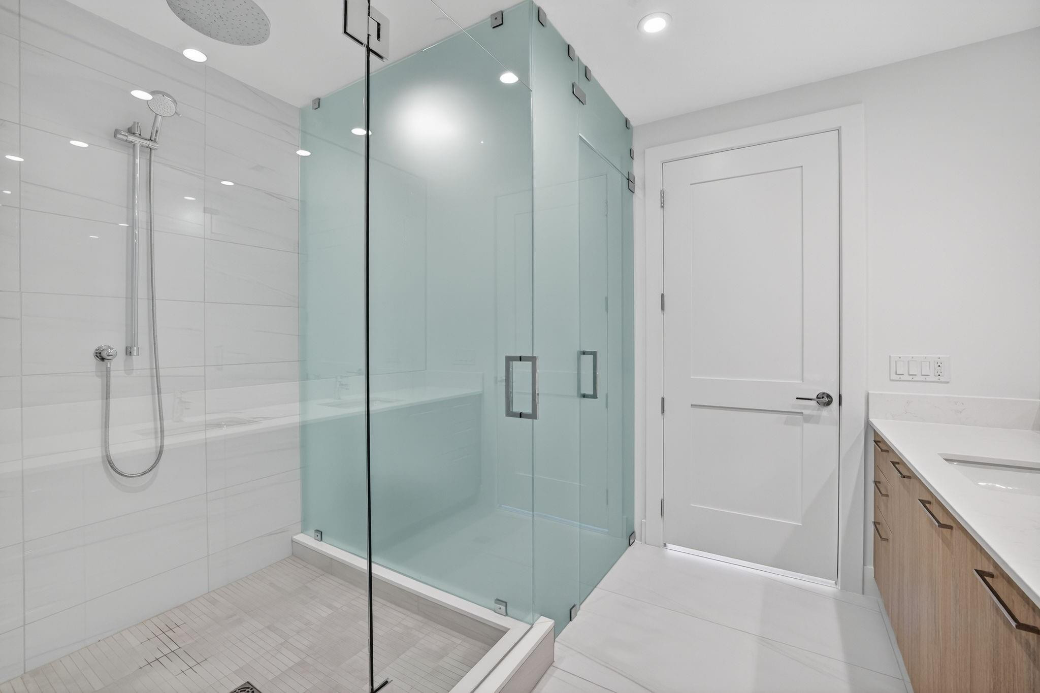 151 N Seabreeze Boulevard 1803-E