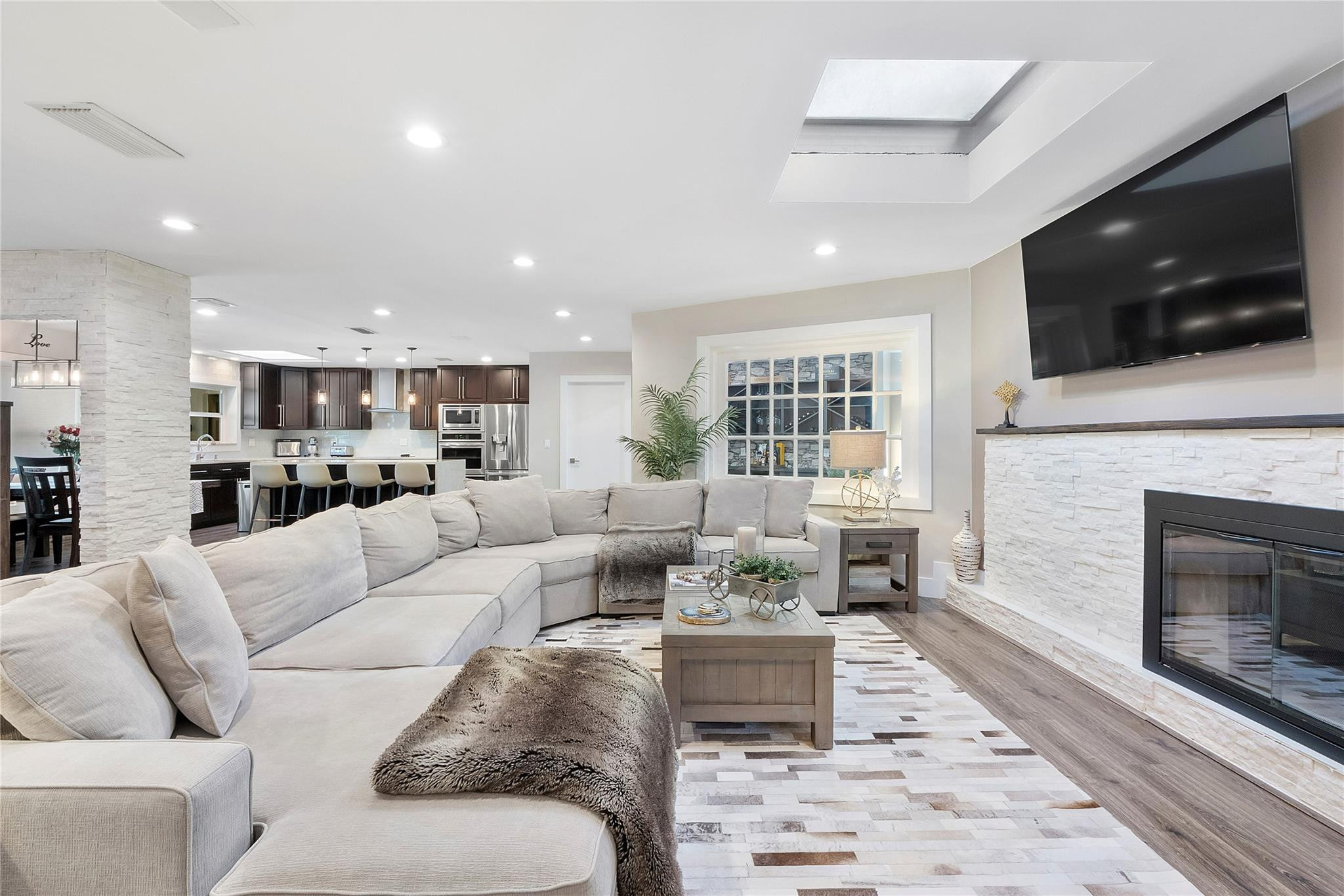 5351 Godfrey Road