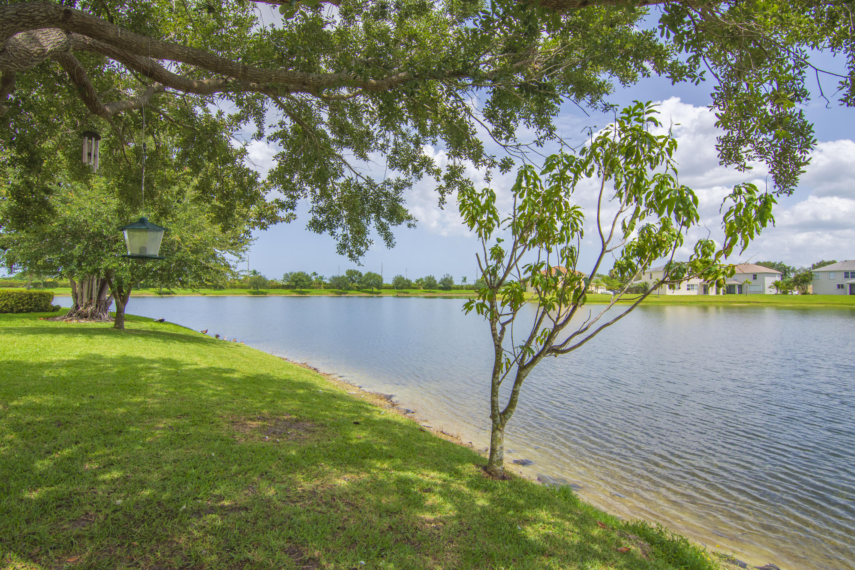 758 Carriage Lake Way