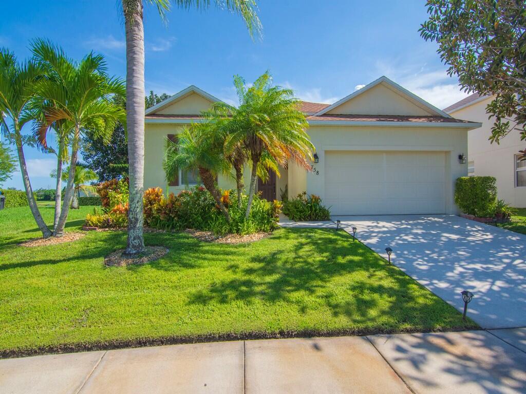 758 Carriage Lake Way