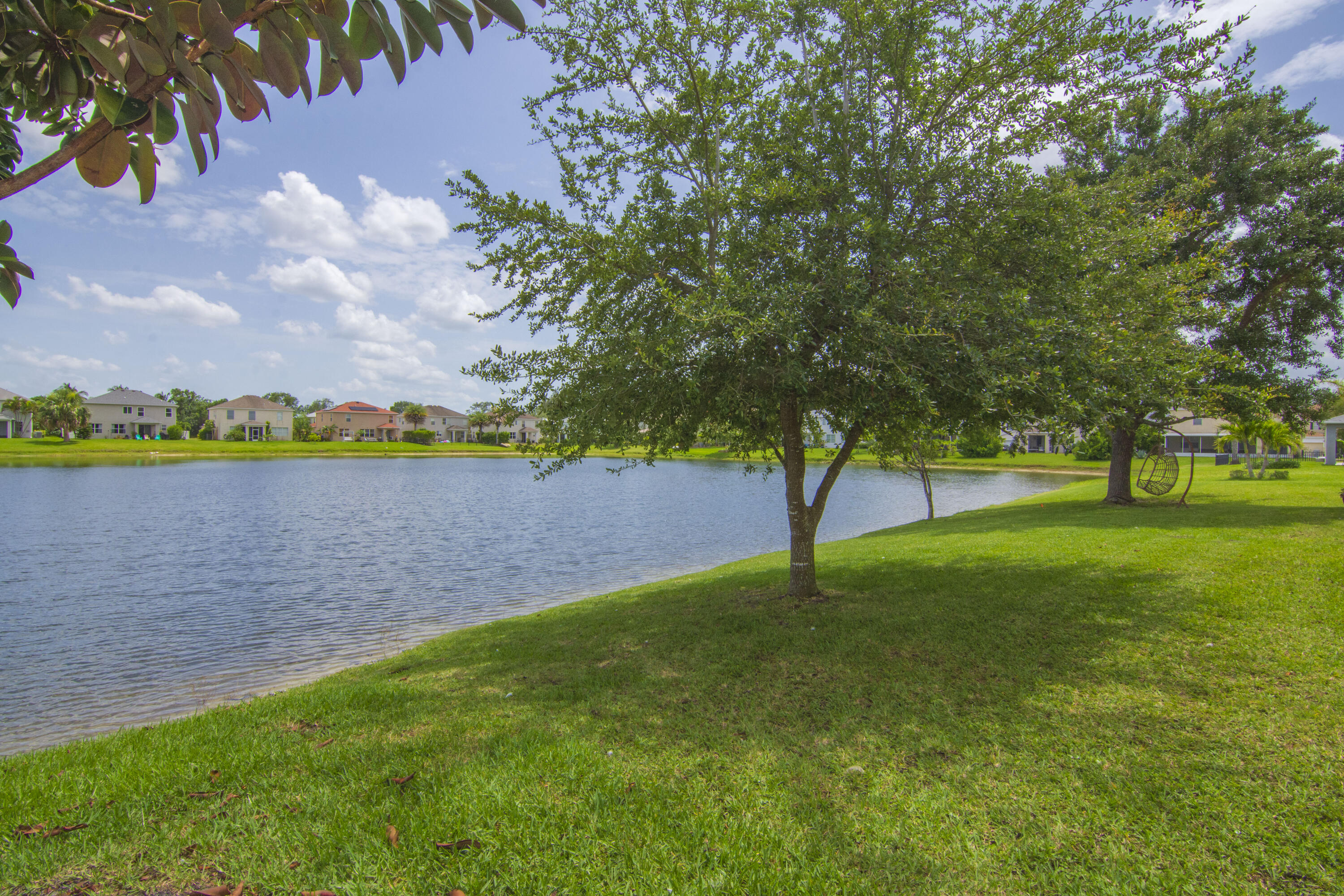 758 Carriage Lake Way