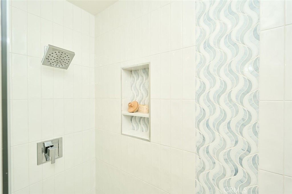 4165 Warner Avenue 203