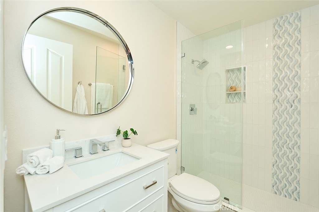 4165 Warner Avenue 203