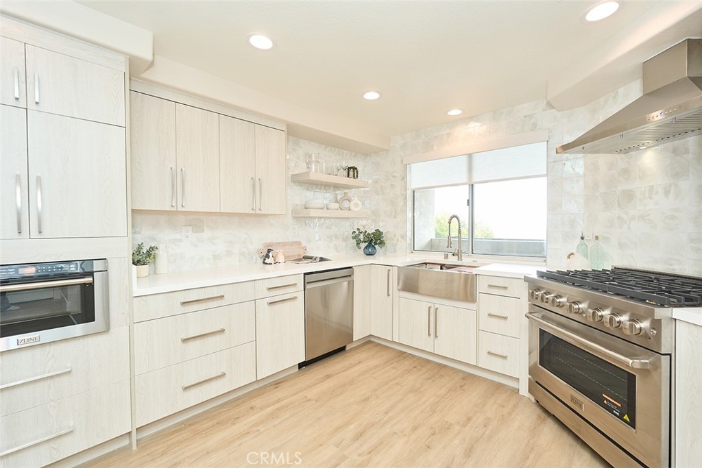 4165 Warner Avenue 203