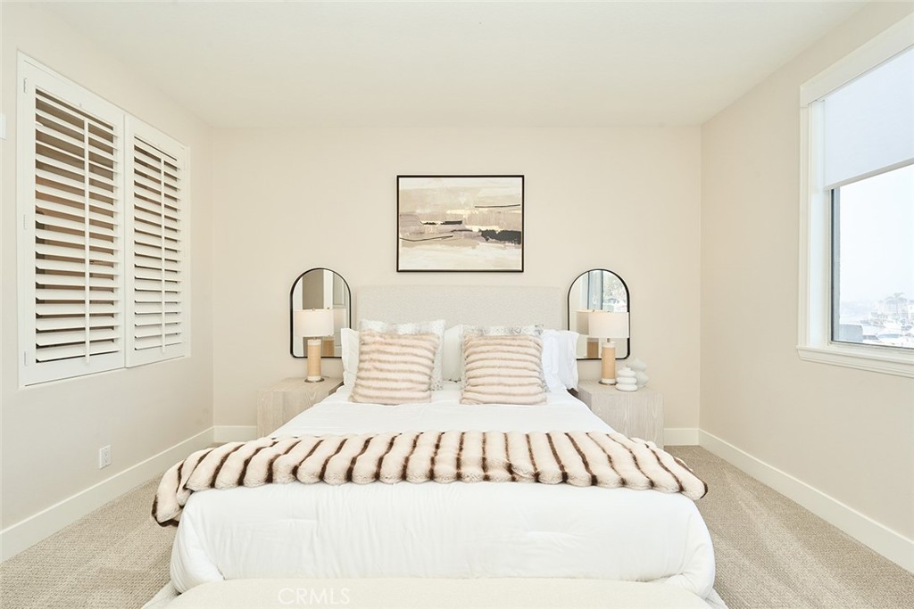 4165 Warner Avenue 203