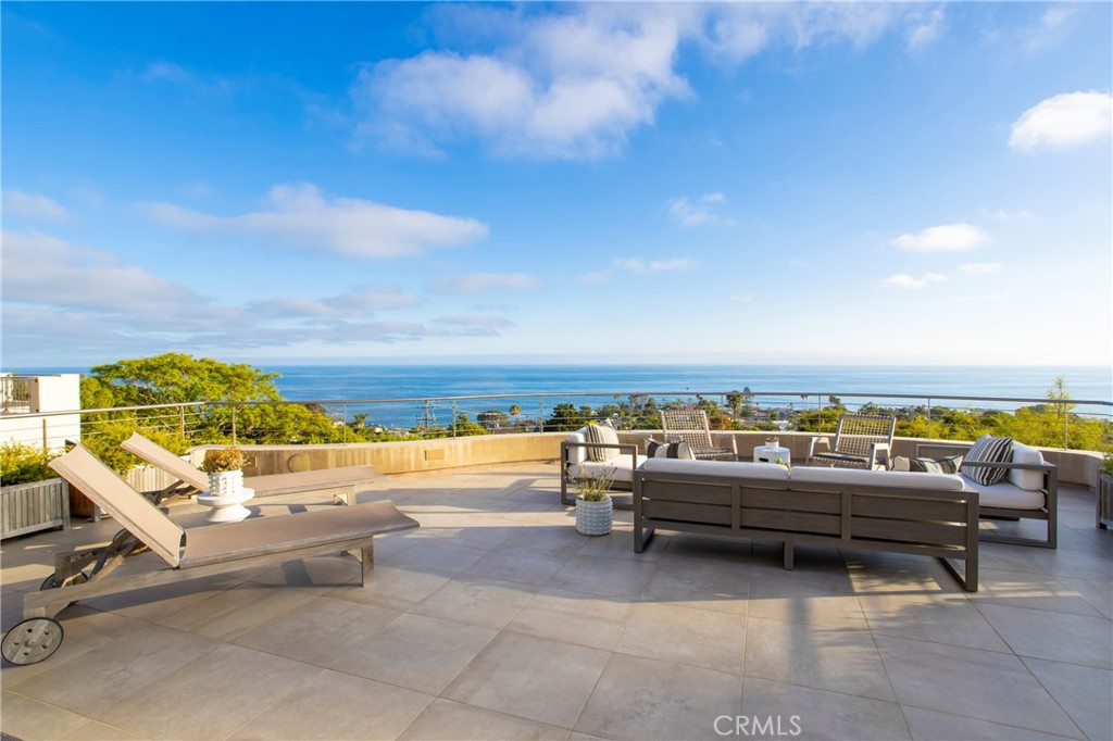 1580 Sunset Ridge Drive