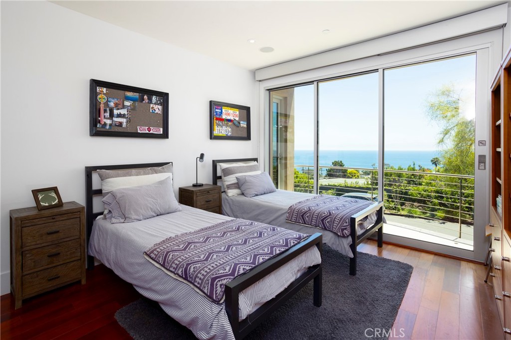 1580 Sunset Ridge Drive