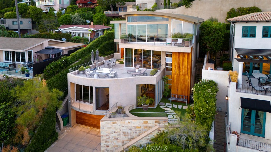 1580 Sunset Ridge Drive