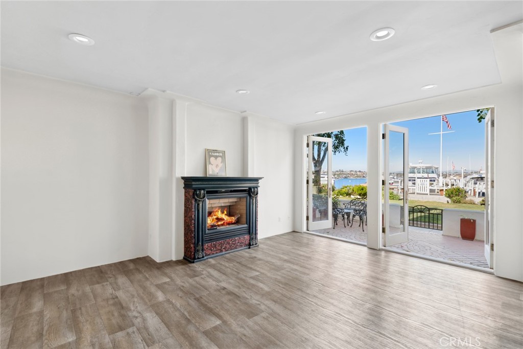 501 W Edgewater Avenue