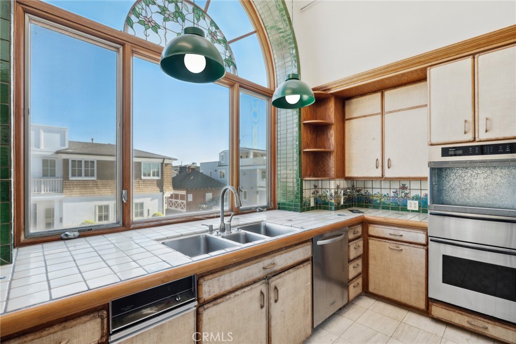 501 W Edgewater Avenue