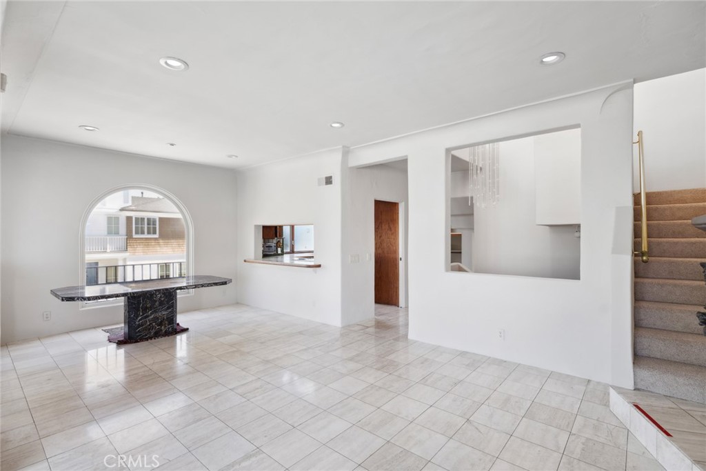 501 W Edgewater Avenue