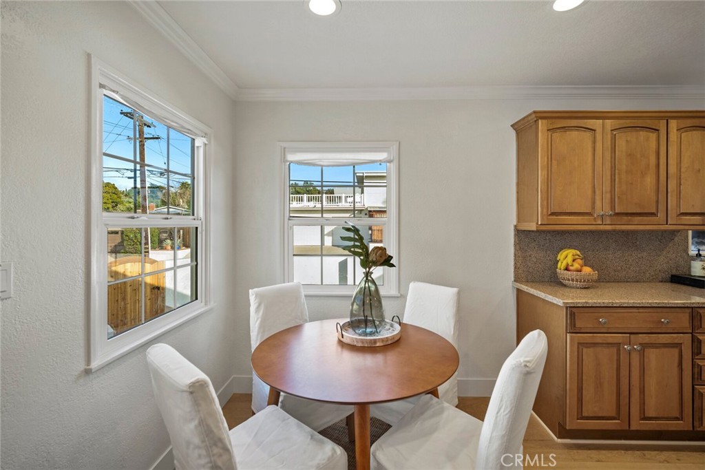 1202 N Avenida De La Estrella