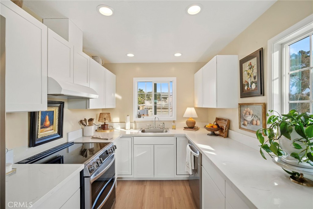 1202 N Avenida De La Estrella