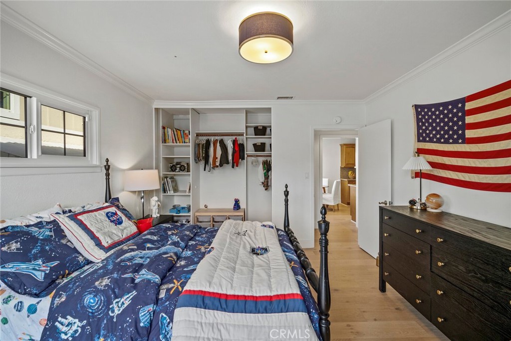 1202 N Avenida De La Estrella