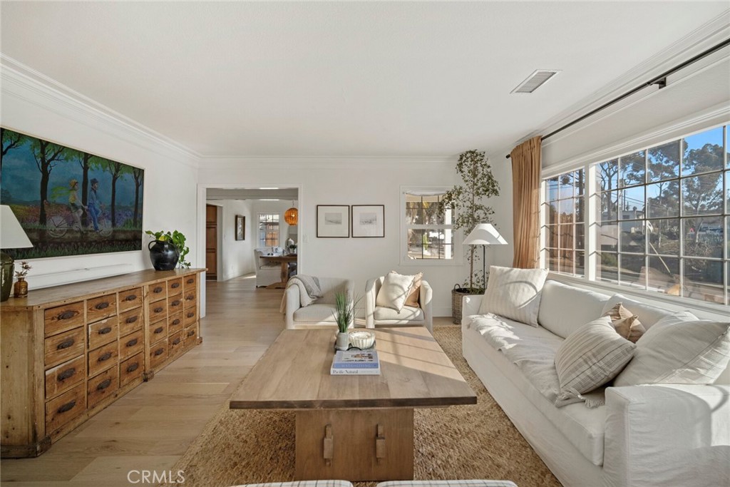 1202 N Avenida De La Estrella