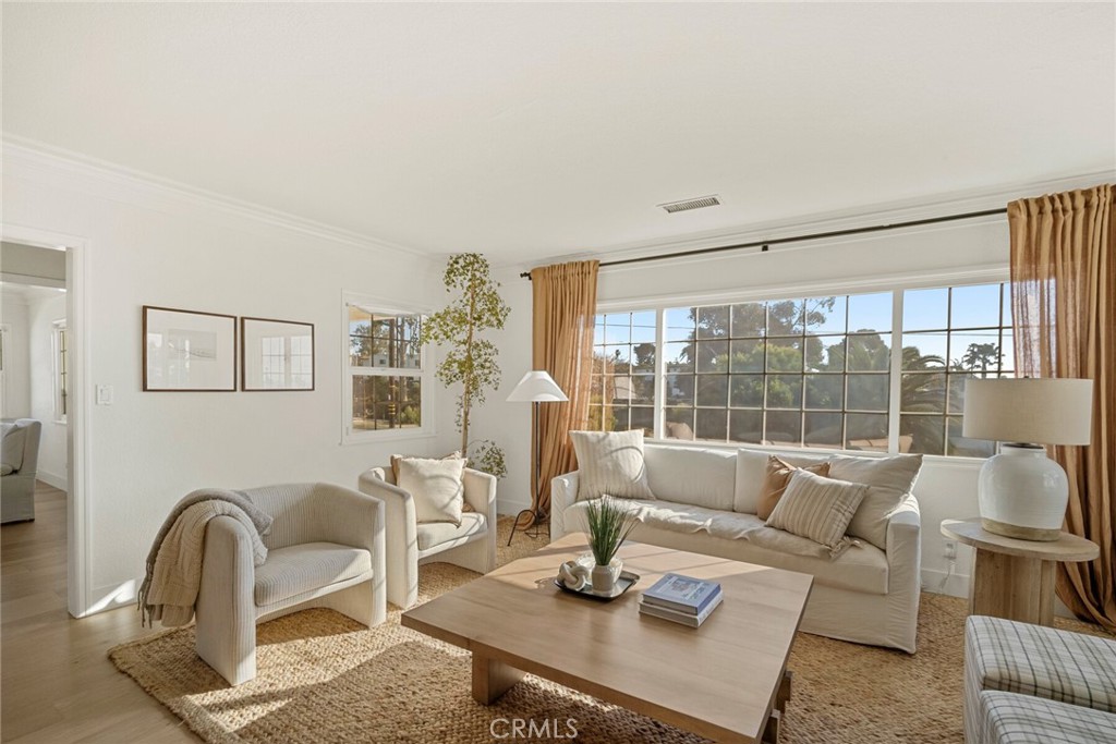 1202 N Avenida De La Estrella