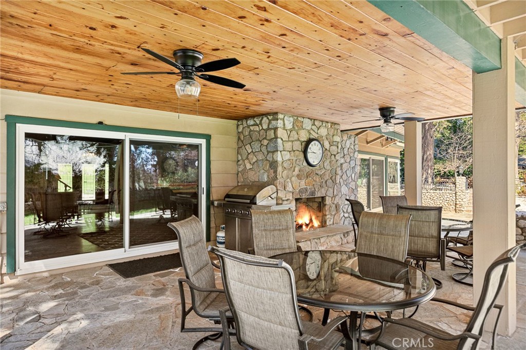 693 Old Meadow Place