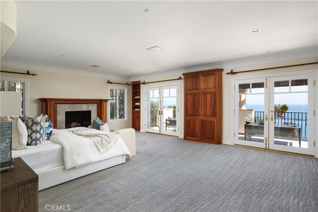 24352 Santa Clara Ave