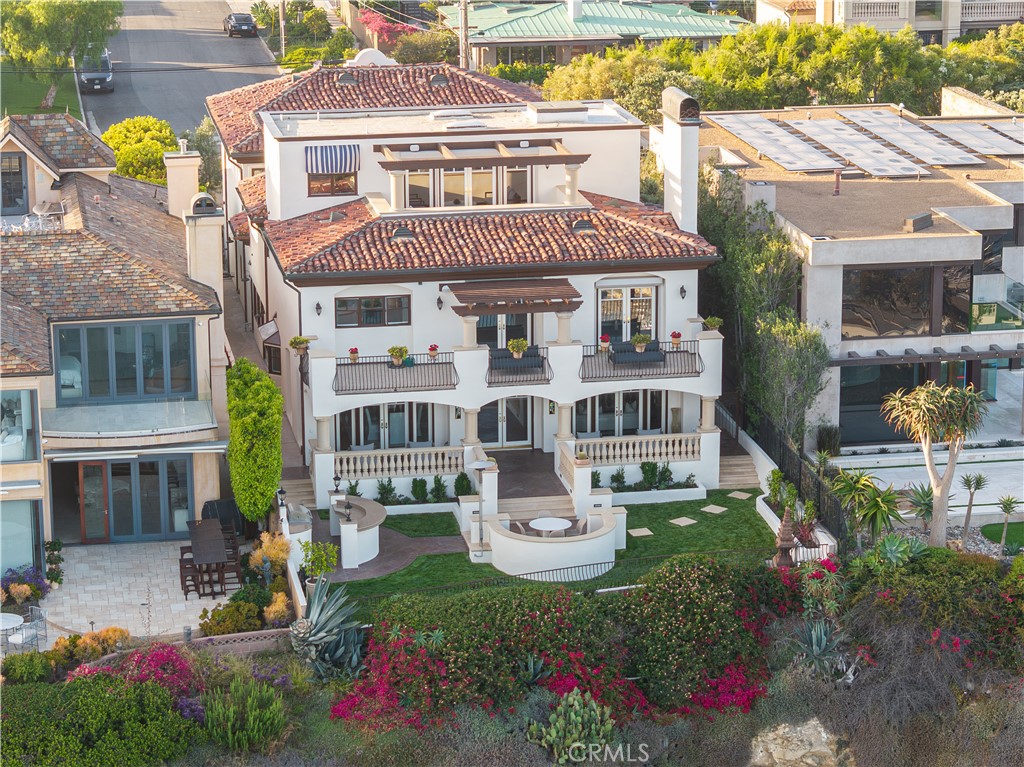 24352 Santa Clara Ave