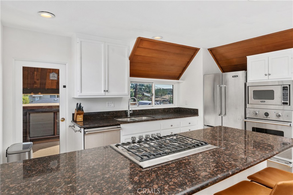 390 Saint Anns Drive