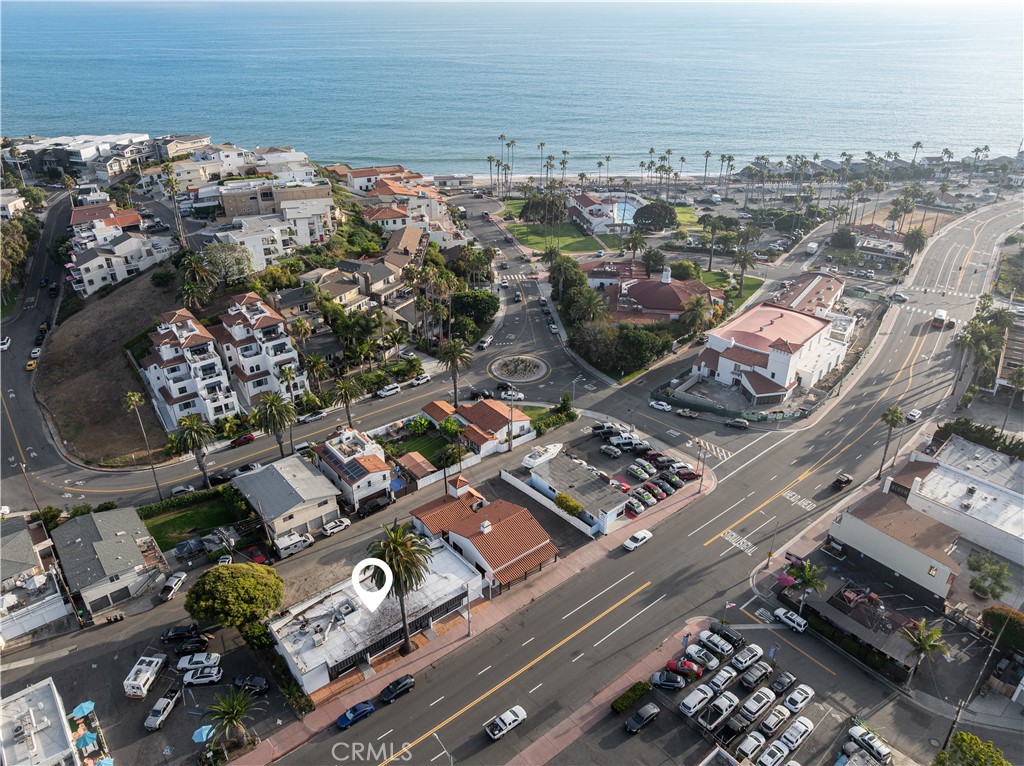 1640 N El Camino Real