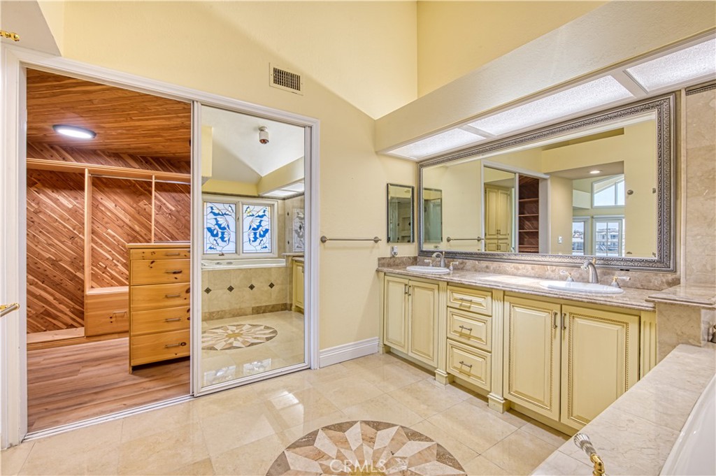 3372 Venture Drive