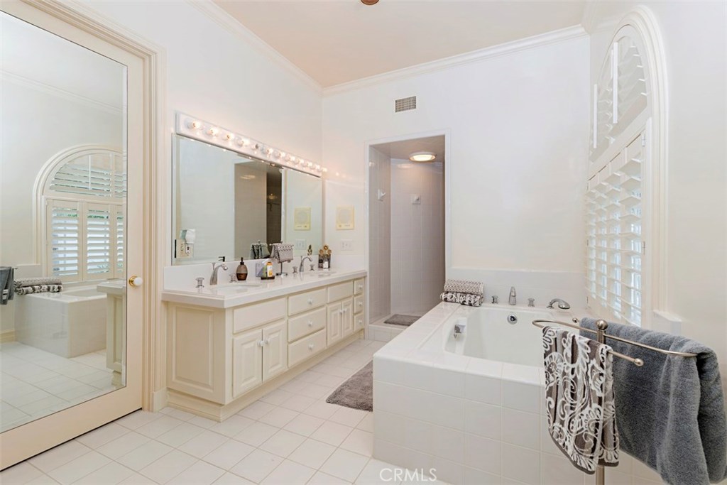 97 Ritz Cove Drive