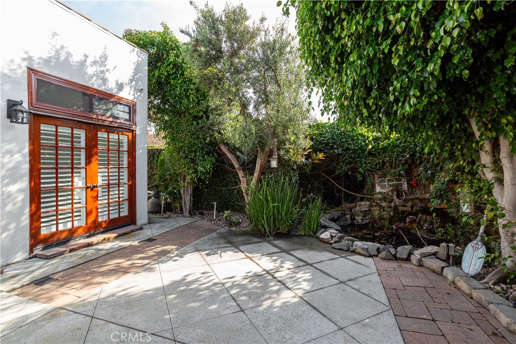 306 Avenida Monterey