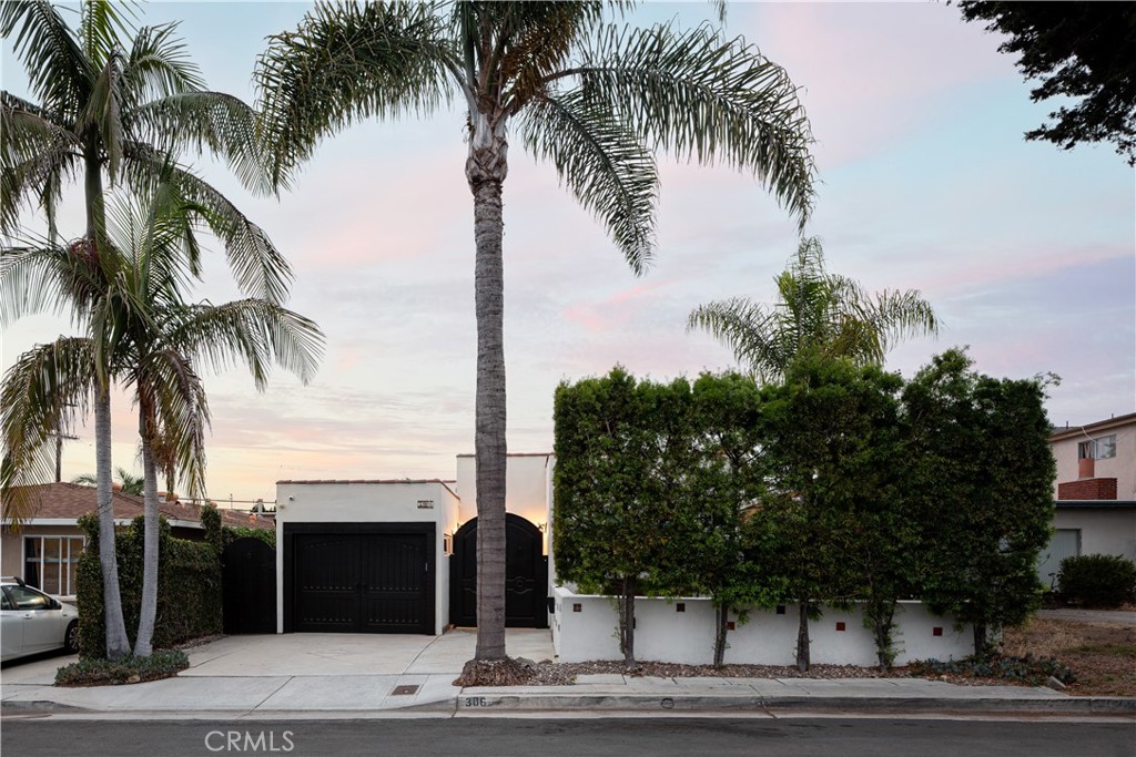 306 Avenida Monterey