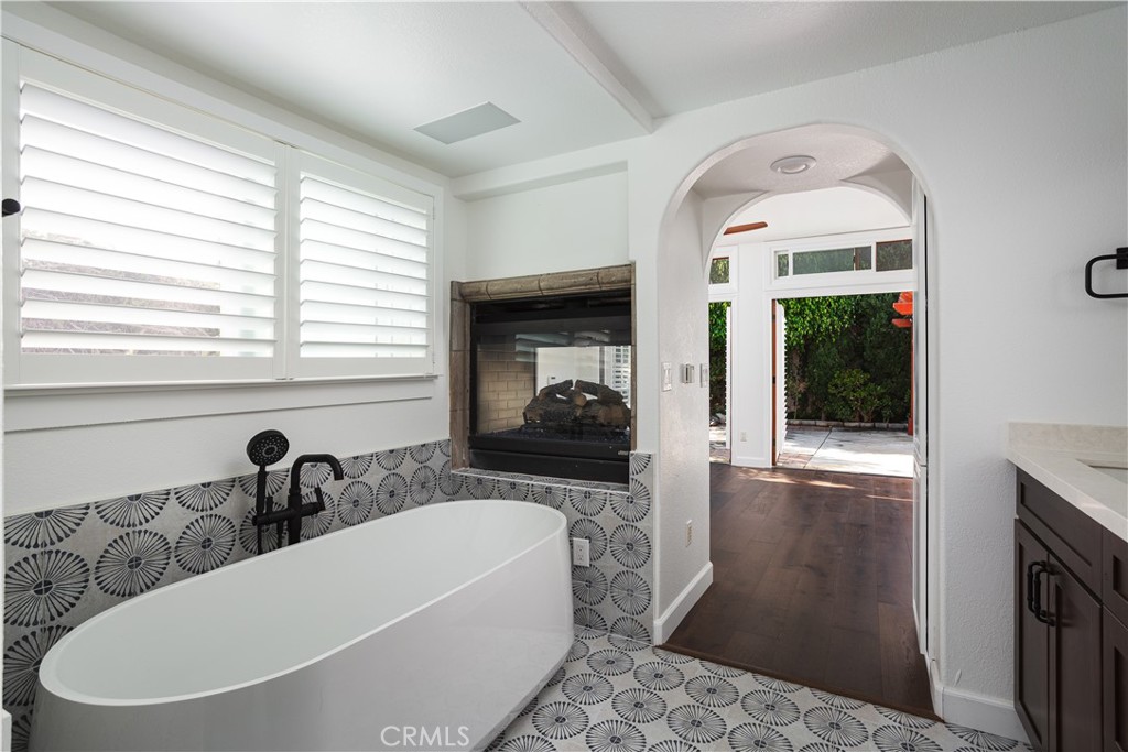 306 Avenida Monterey