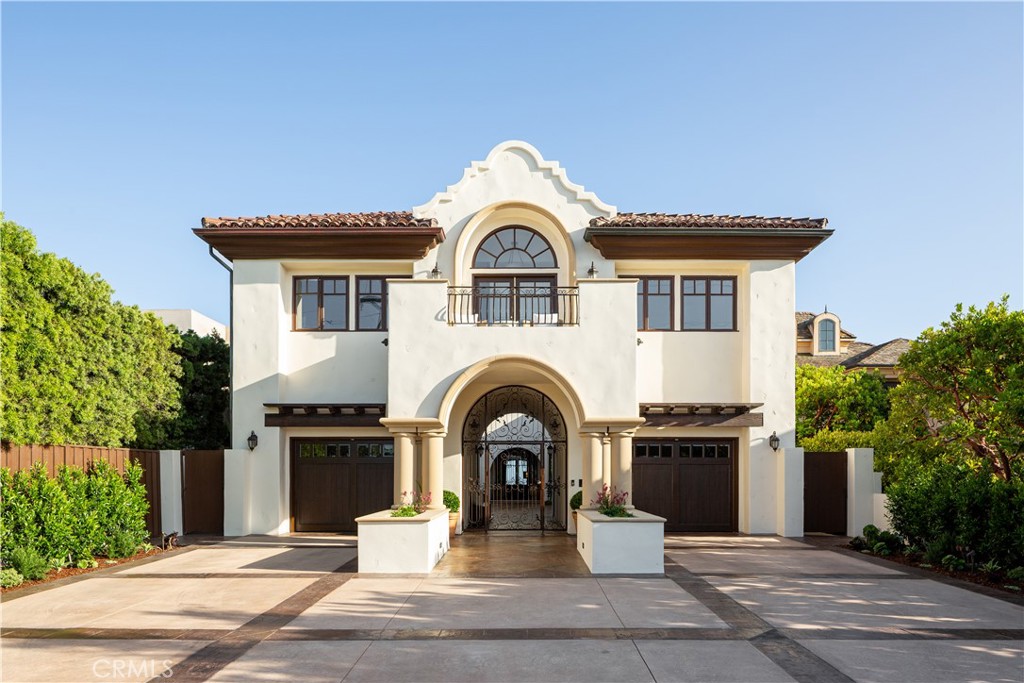 24352 Santa Clara Avenue