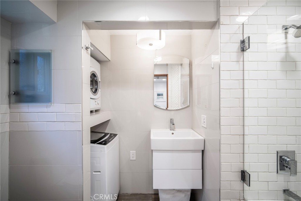 33915 Robles B Drive A