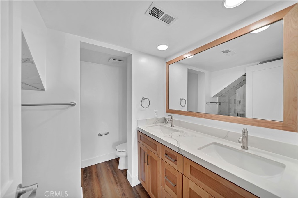 2535 Corona Way
