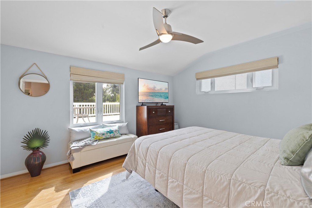 208 W Avenida De Los Lobos Marinos