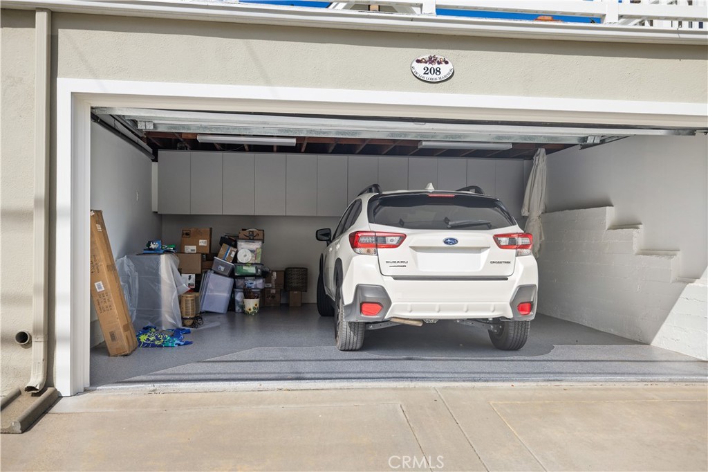 208 W Avenida De Los Lobos Marinos