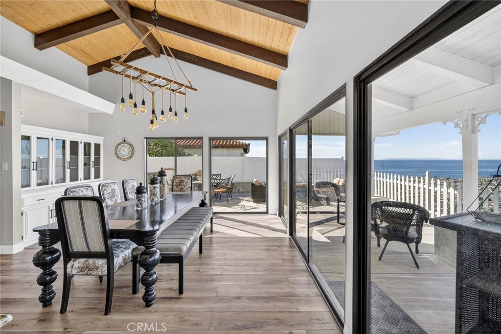 307 E Avenida Cordoba