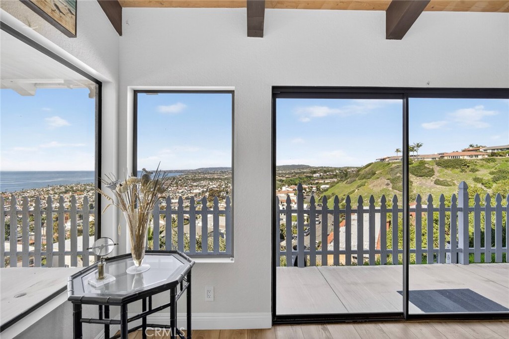 307 E Avenida Cordoba