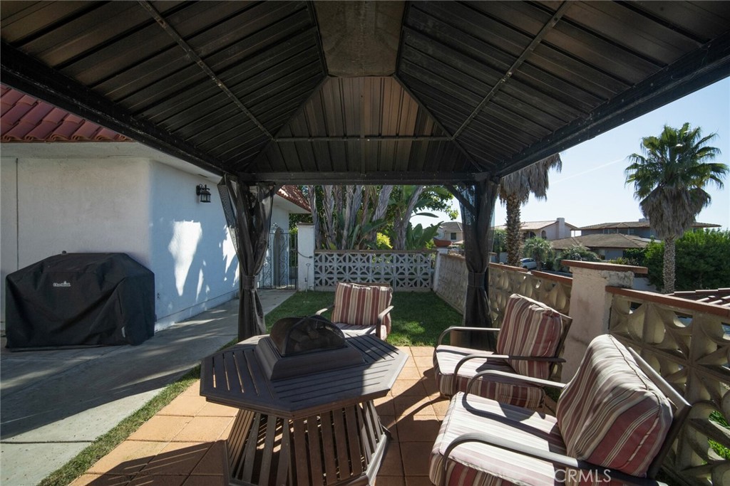 307 E Avenida Cordoba