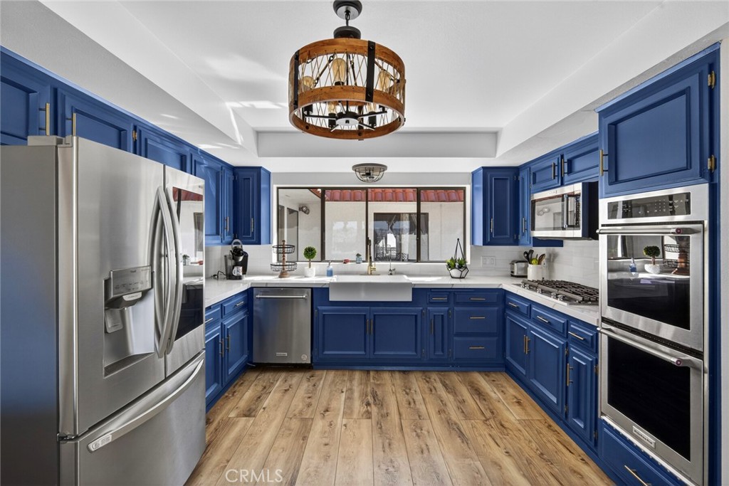 307 E Avenida Cordoba