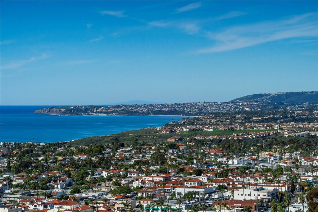 307 E Avenida Cordoba