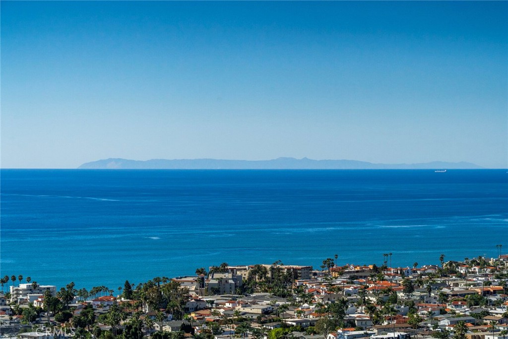 307 E Avenida Cordoba