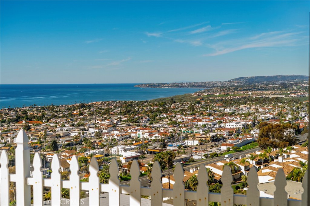 307 E Avenida Cordoba