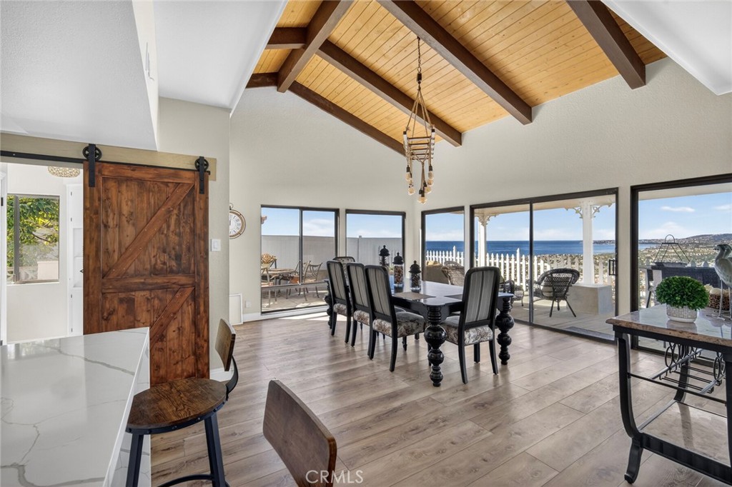 307 E Avenida Cordoba