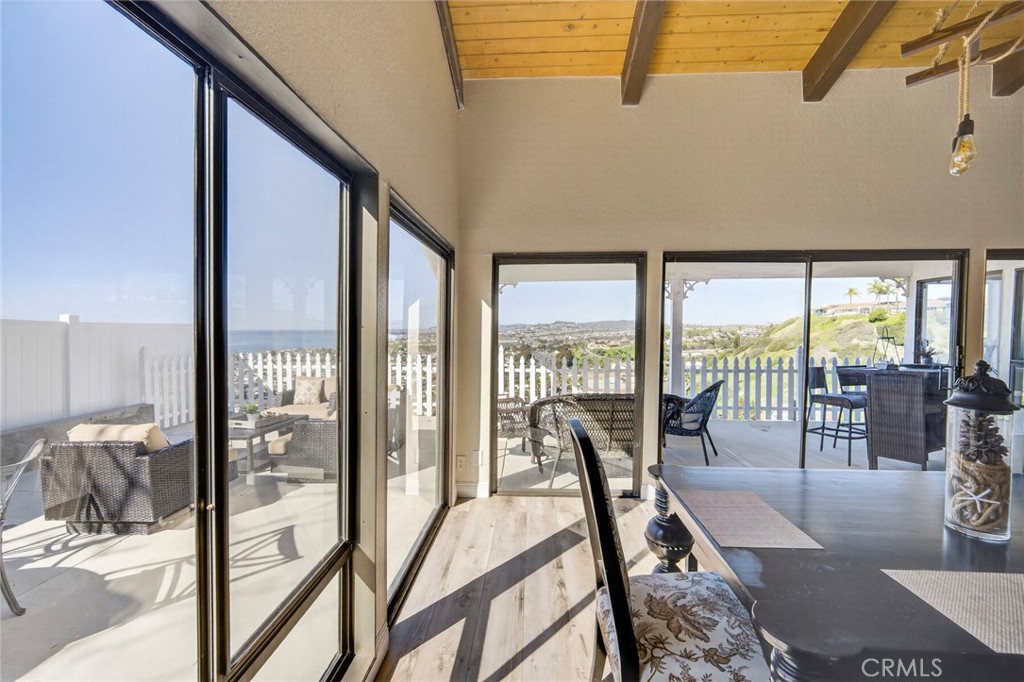 307 E Avenida Cordoba